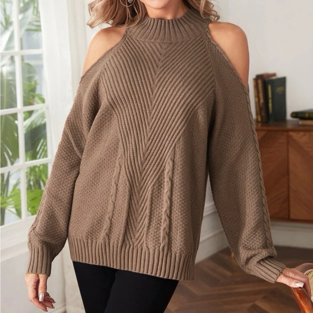 Woman’s Cold Shoulder Slit Hem Cable Knit Sweater